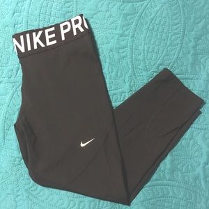 Nike Dri Fit Capri pants XL